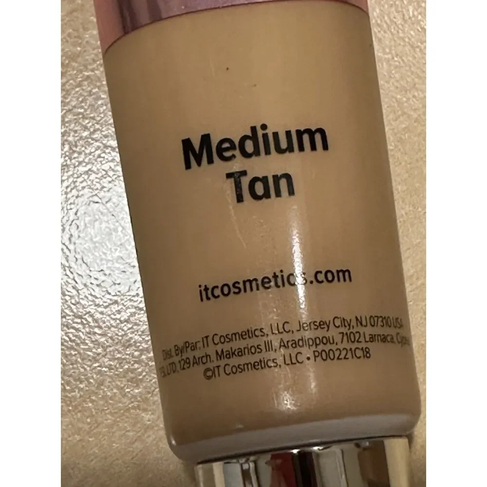 IT Cosmetics CC+ Illumination SPF 50 Cream Medium Tan Full Coverage Foundation